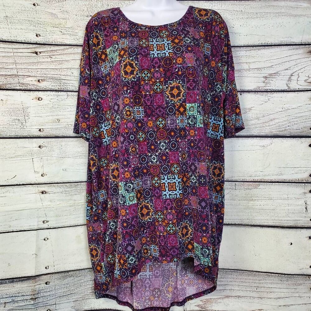LuLaRoe Carly Tunic Dress Women’s M Purple Mosaic Print High Low Hem
